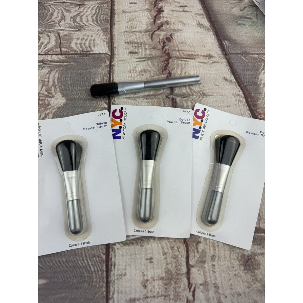 3-Pack New Sealed NYC New York Color Deluxe Powder Brush - Bonus Gift